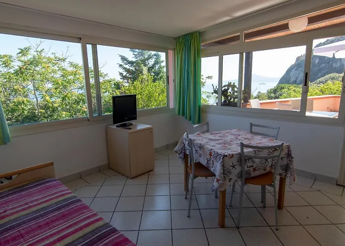 Seccione شقة فندقية 3*